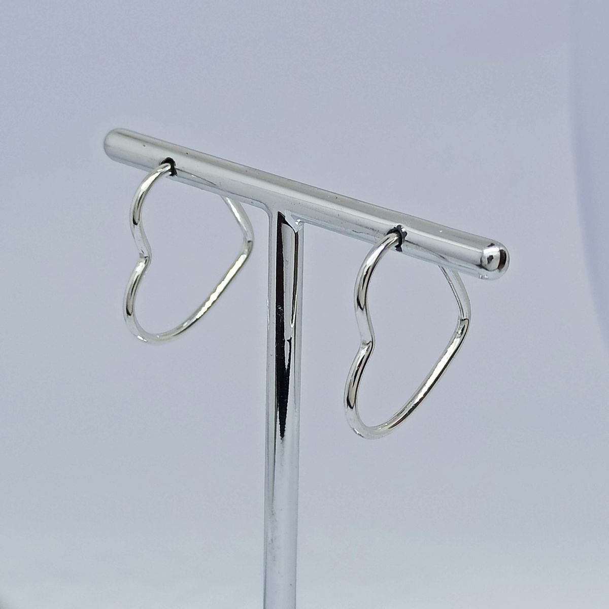 Argola de prata de coração (média)