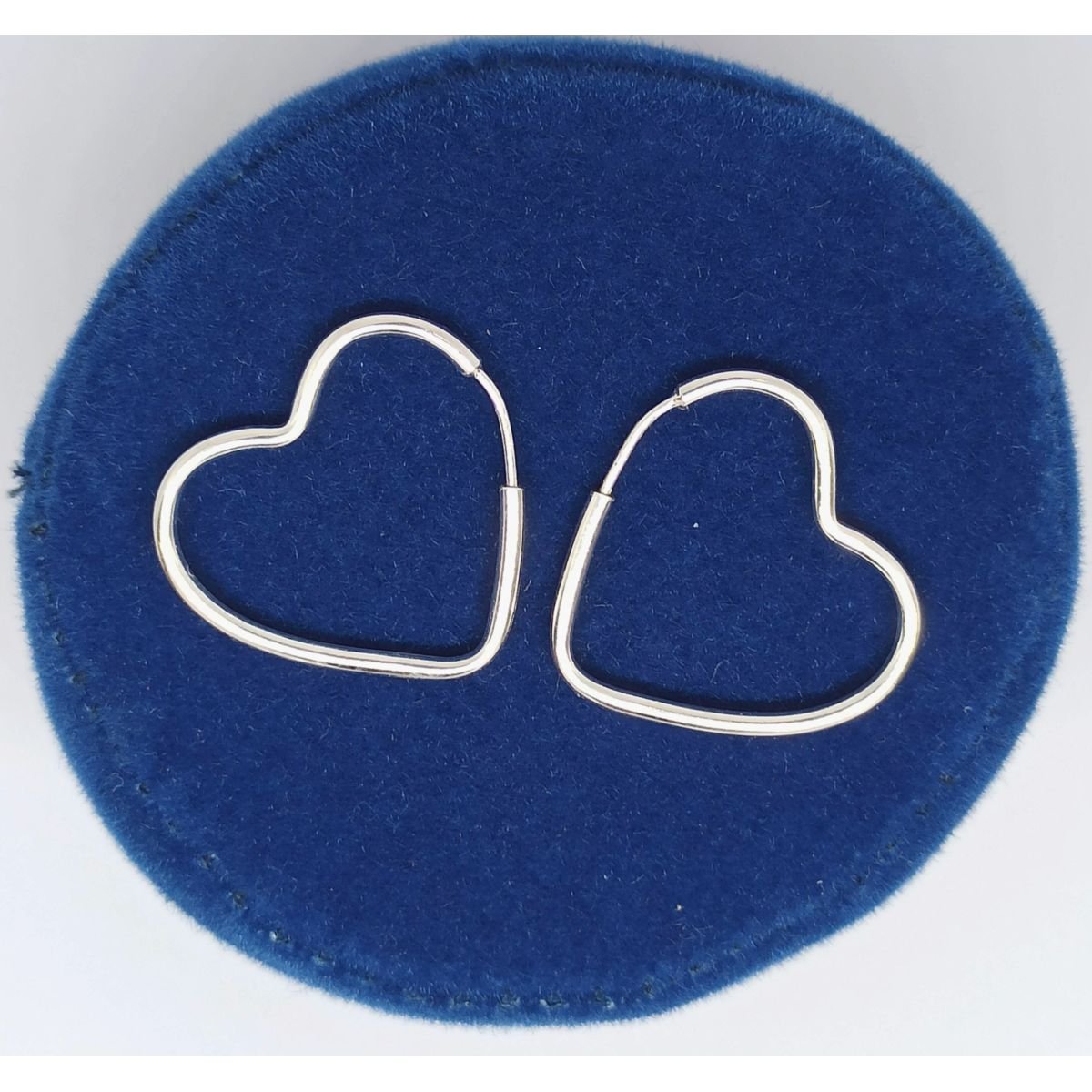 Argola de prata de coração (média)