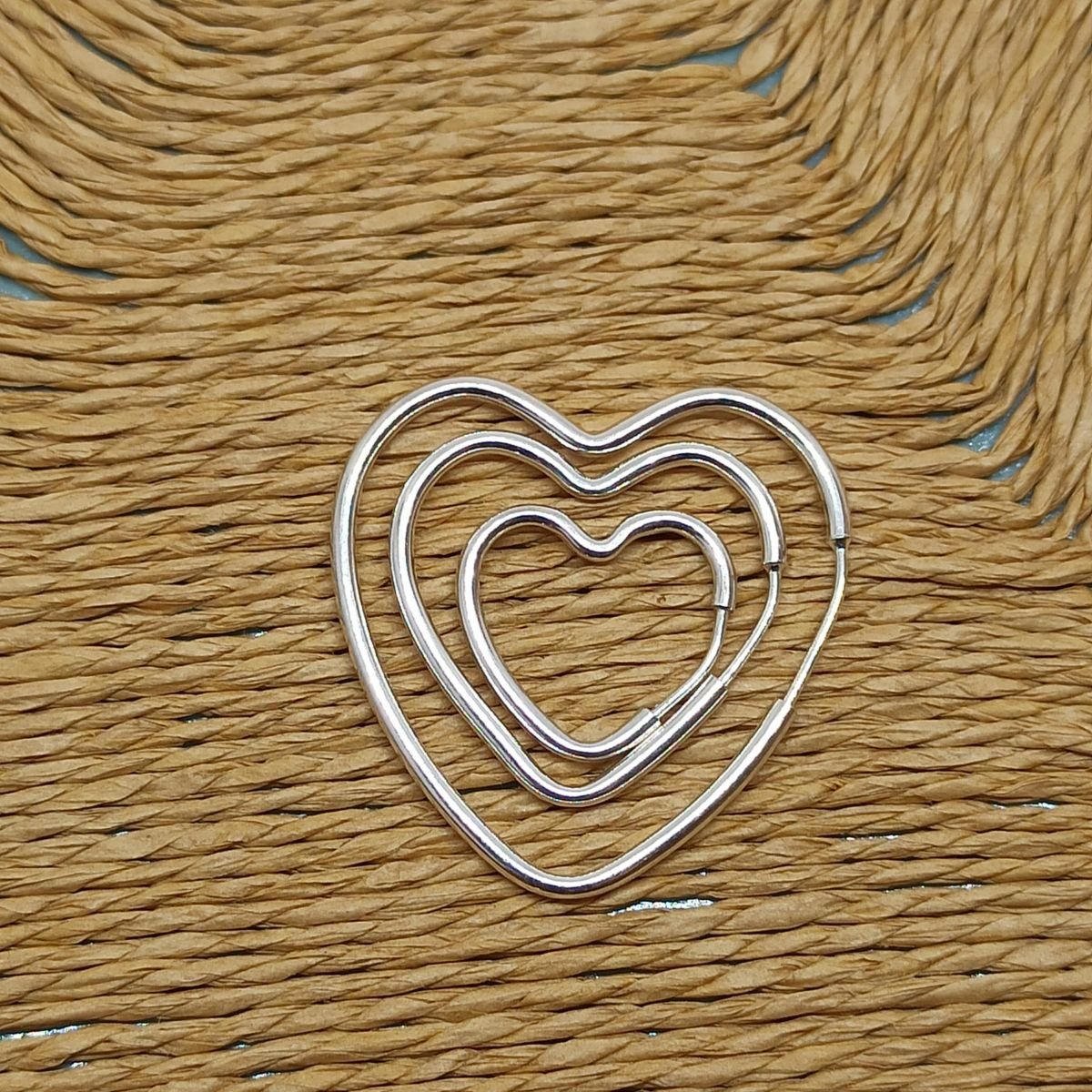 Argola de prata de coração (média)