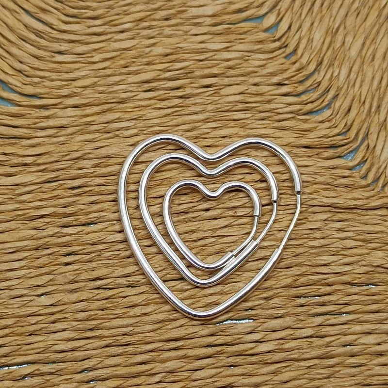 Argola de prata de coração (pequena)