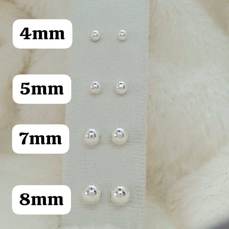 Brinco de prata de bolinha - 4mm
