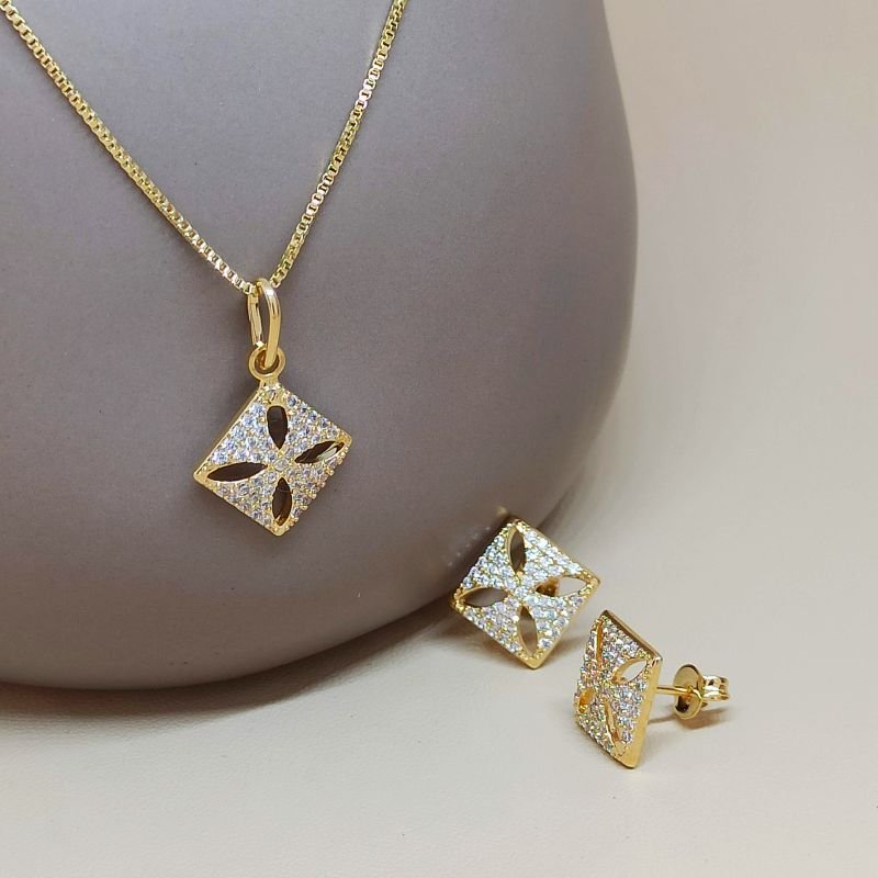 Conjunto Folheado a ouro micro cravejado