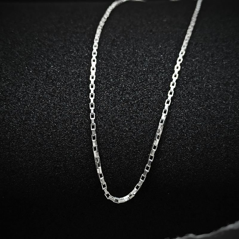 Corrente 'tijolinho' (ou veneziana estendida) de prata - 45cm